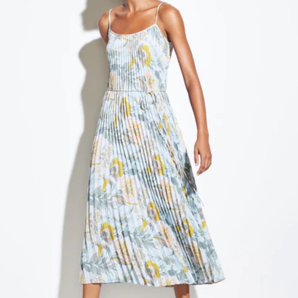 Vince Dresses Nwt Vince Marine Garden Pleated Cami Dress In